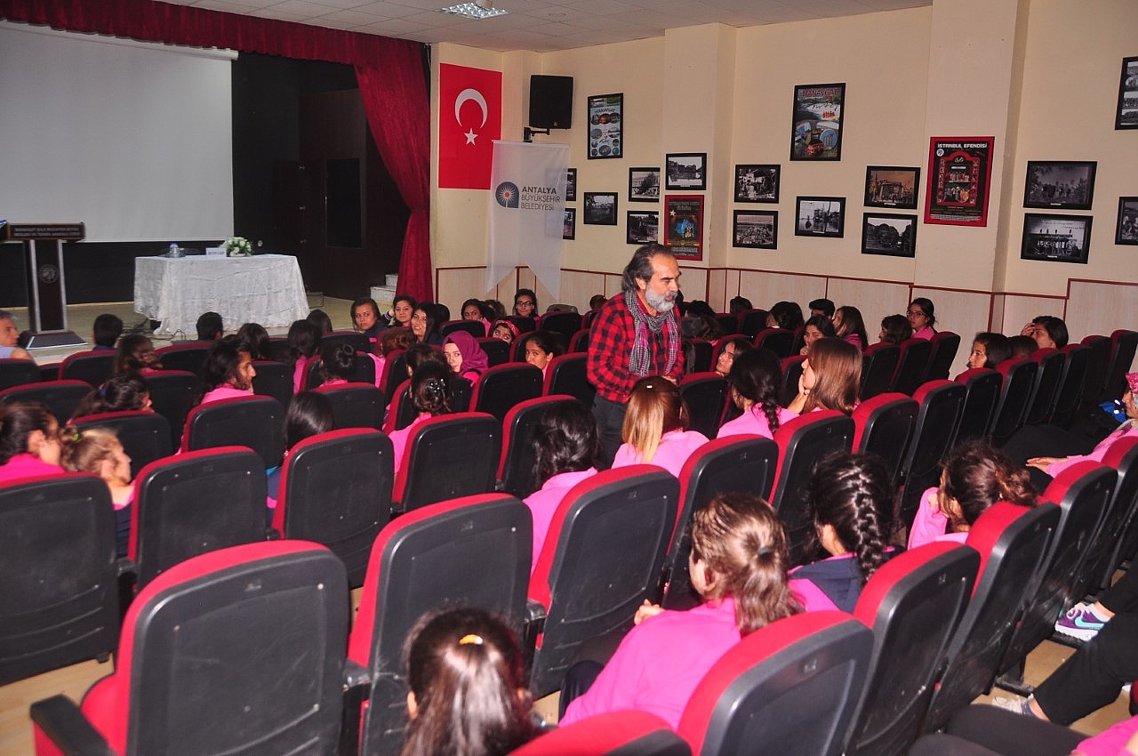 Kaleiçi Edebiyat Günleri öğrencilerle buluşuyor