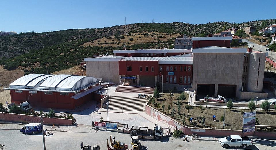 Elmalı Kültür Merkezi hızla ilerliyor