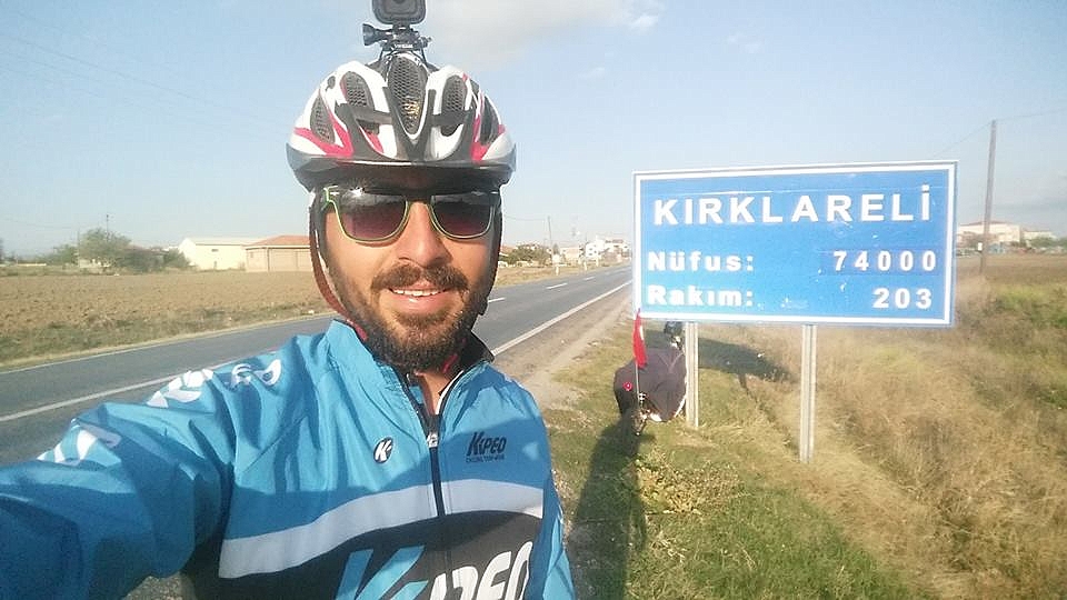 81 ili bisikleti ile gezdi