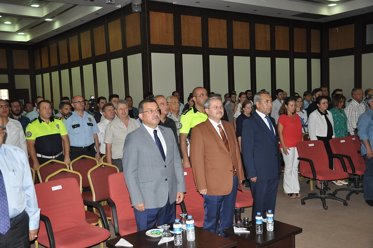 Emniyet Müdürü'nden halka sitem