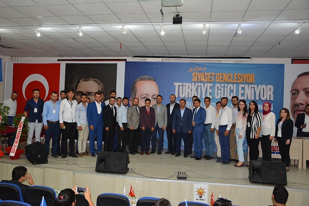 AK Parti Korkuteli 5. Gençlik Kolları Olağan Kongresi yapıldı