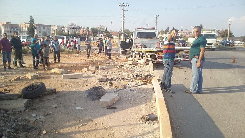 Antalya'da kaza: 1 ölü, 2 yaralı