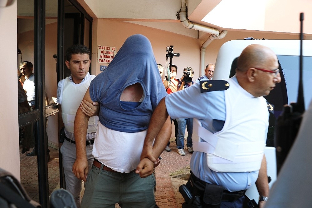 Antalya'da öfkeli koca polisi alarma geçirdi! (Videolu)