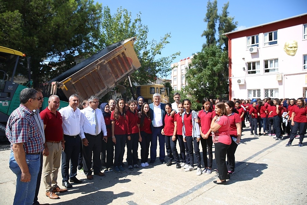 Çalık: Eğitim için çakılacak her çivi, ülkemiz için aydınlık gelecek demek