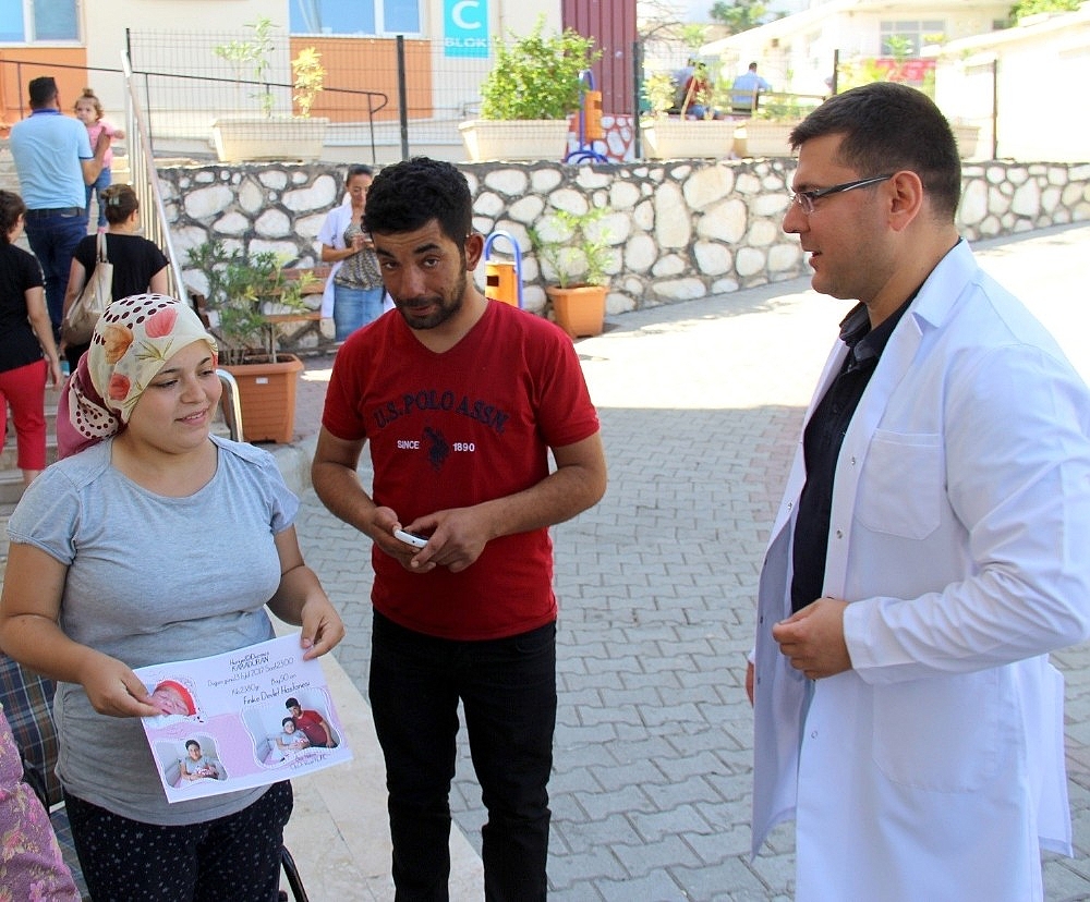 Finike'de "Hoşgeldin Bebek" uygulaması