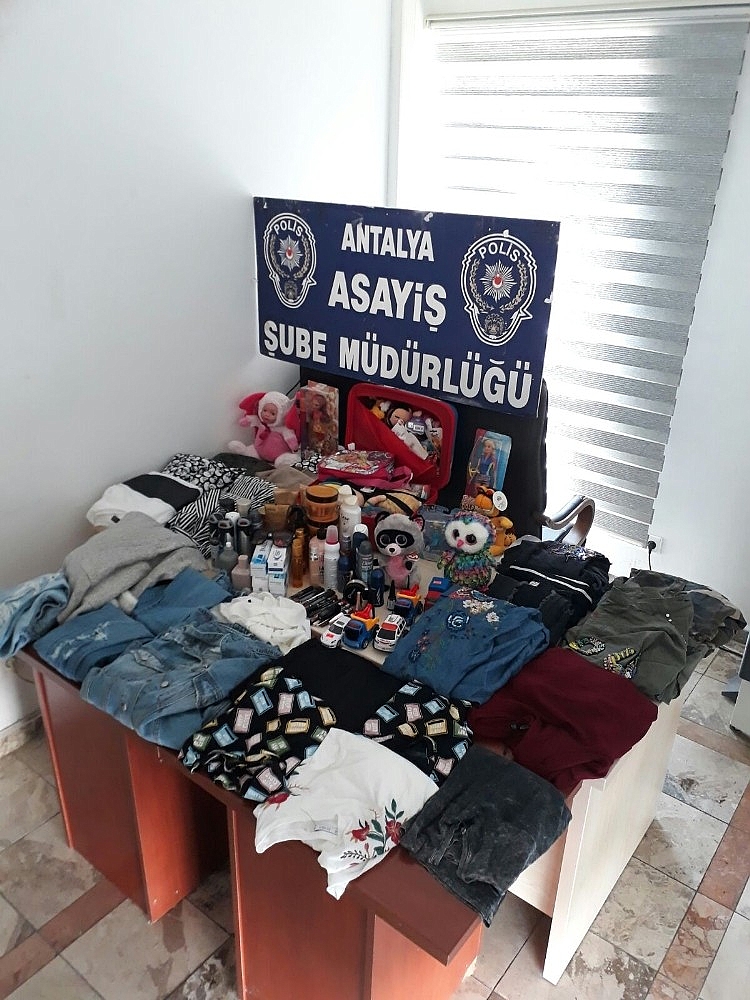 İranlı 4 kadın hırsız yakalandı!