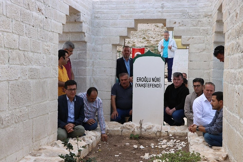 Keşif ekibi Sufi Yolunda