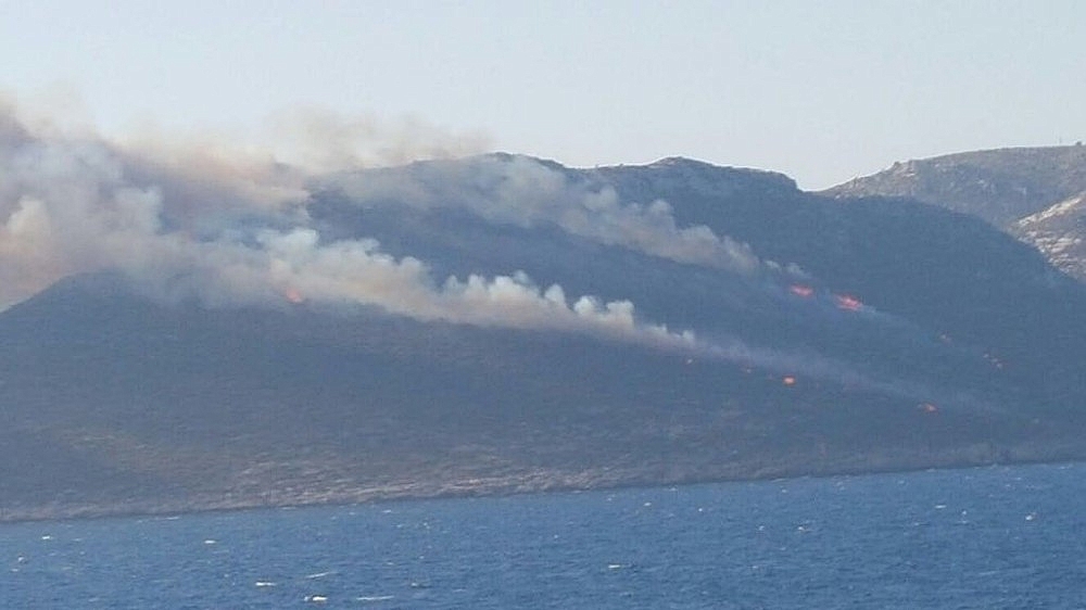 Meis Adası'nda orman yangını! (Videolu)