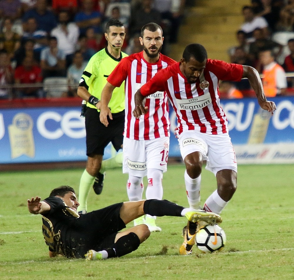 Süper Lig: Antalyaspor: 3 - Osmanlıspor: 0