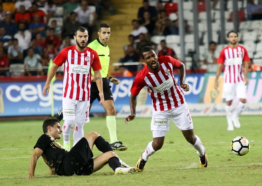 Süper Lig: Antalyaspor: 3 - Osmanlıspor: 0