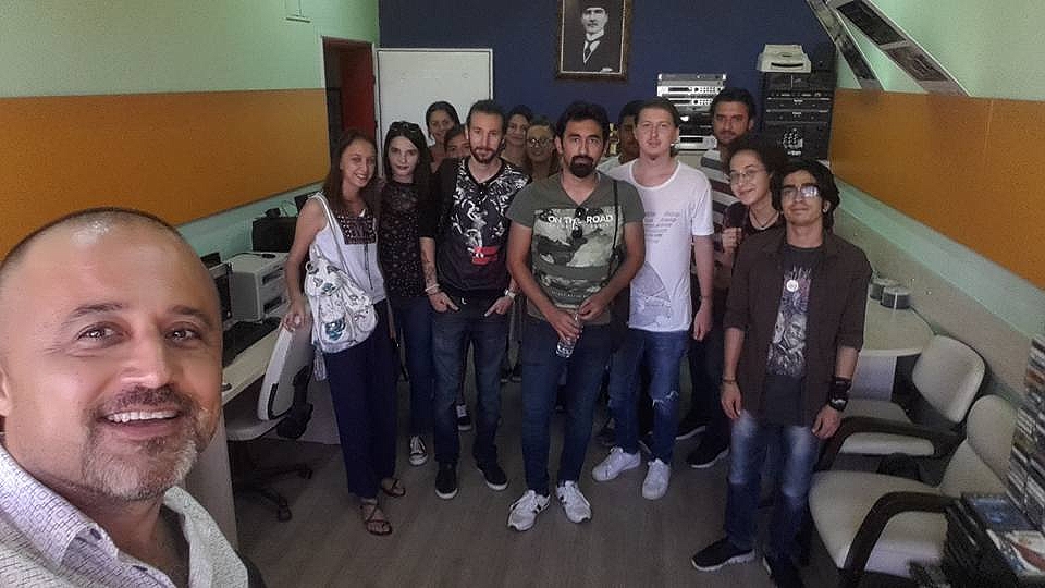 Üni Fm yeni sezona hazır