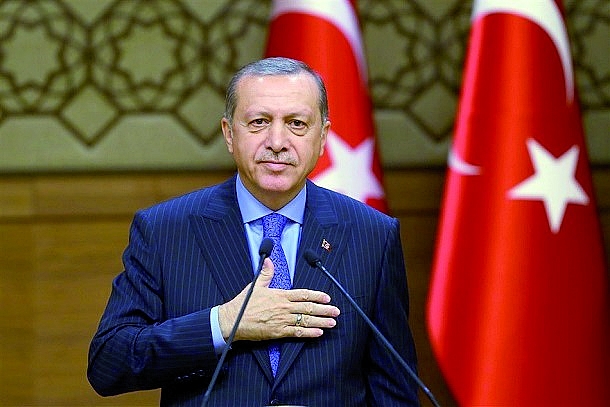 Özel şifre ile girdiler Beraat ettiler