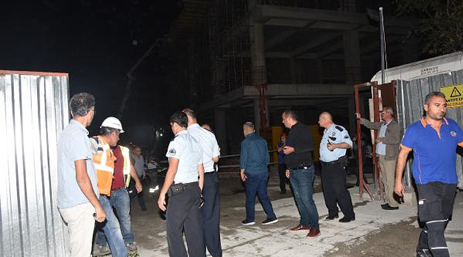 Beton dökülürken iskele çöktü; 7 işçi yaralandı