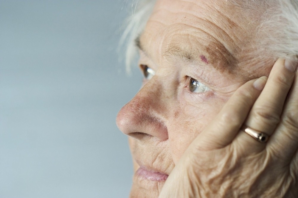 Alzheimer hastalarına 'akupunktur'