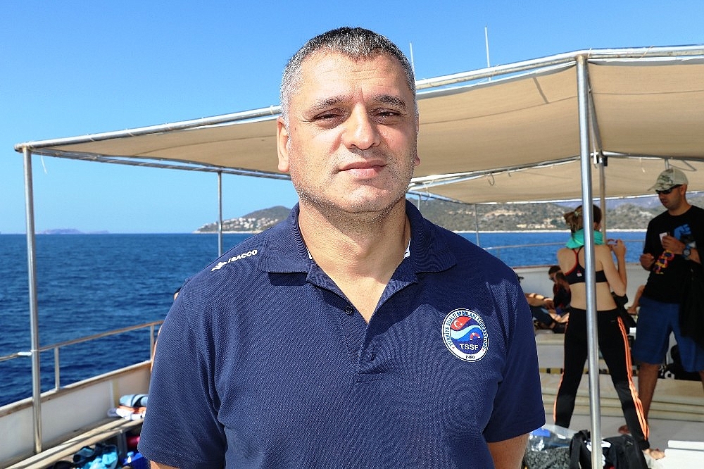 Antalya, dünyanın en iyi dalış sporcularına ev sahipliği yapıyor