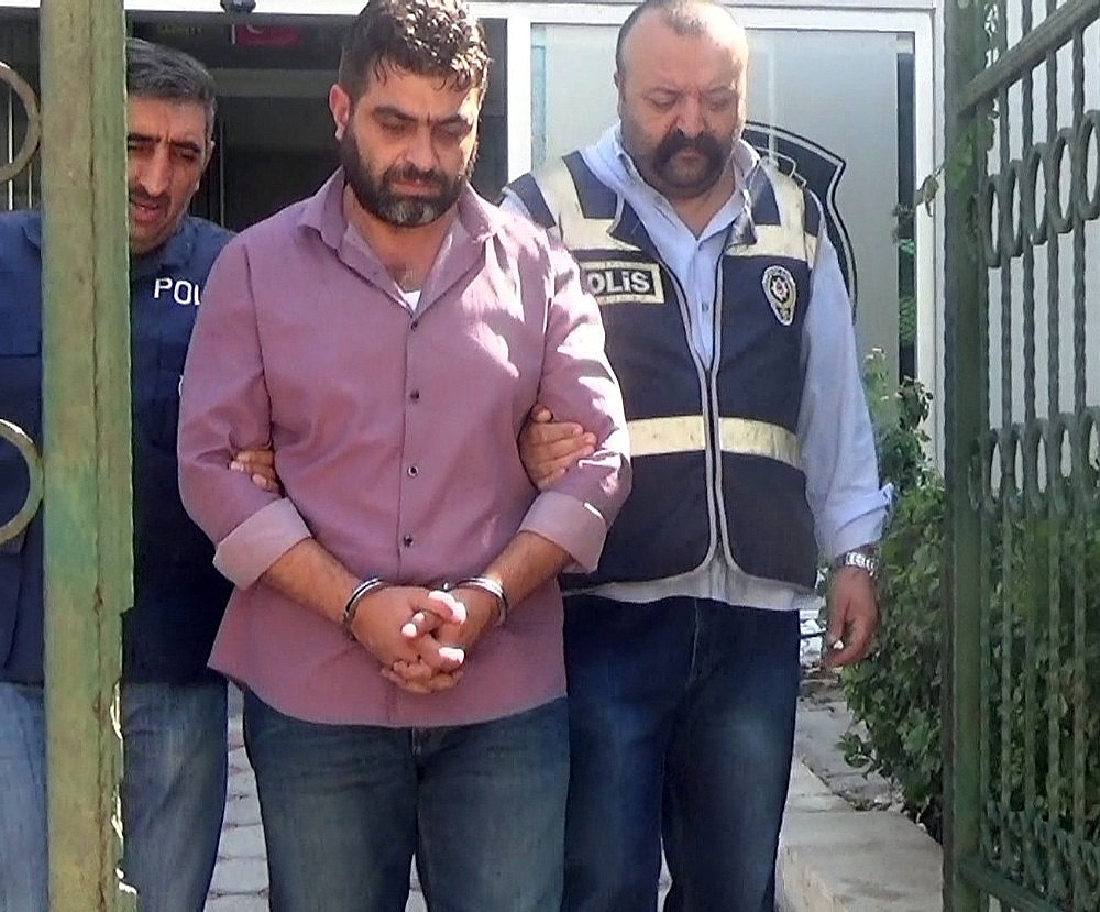 Antalya'da yasa dışı bahis operasyonu!