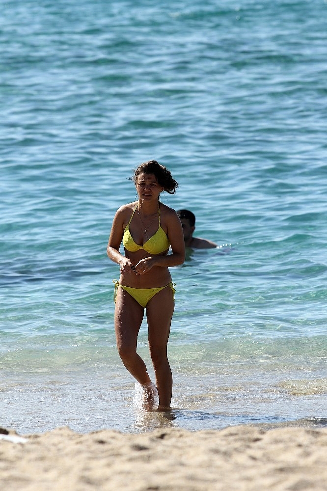 Doğuda kar Alanya'da deniz keyfi