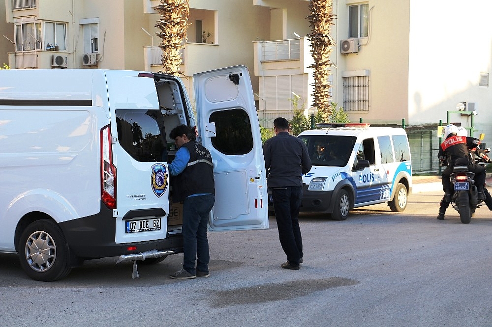 En yakın arkadaşından borcunu istedi, 3 kurşun yedi! (Videolu)