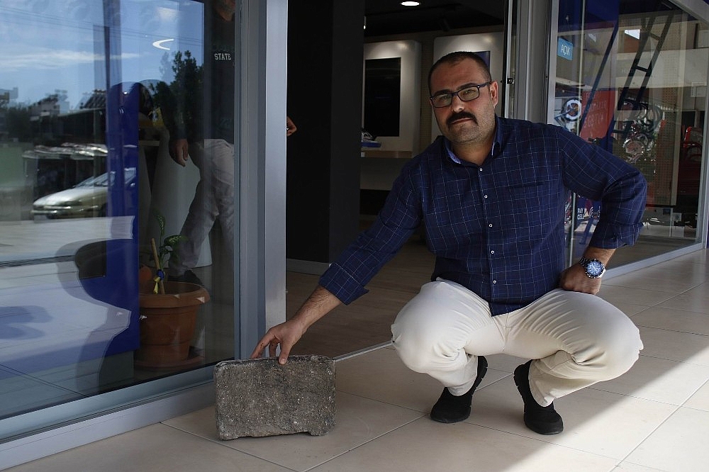 Hırsızı yerde bıraktığı kan yakalattı
