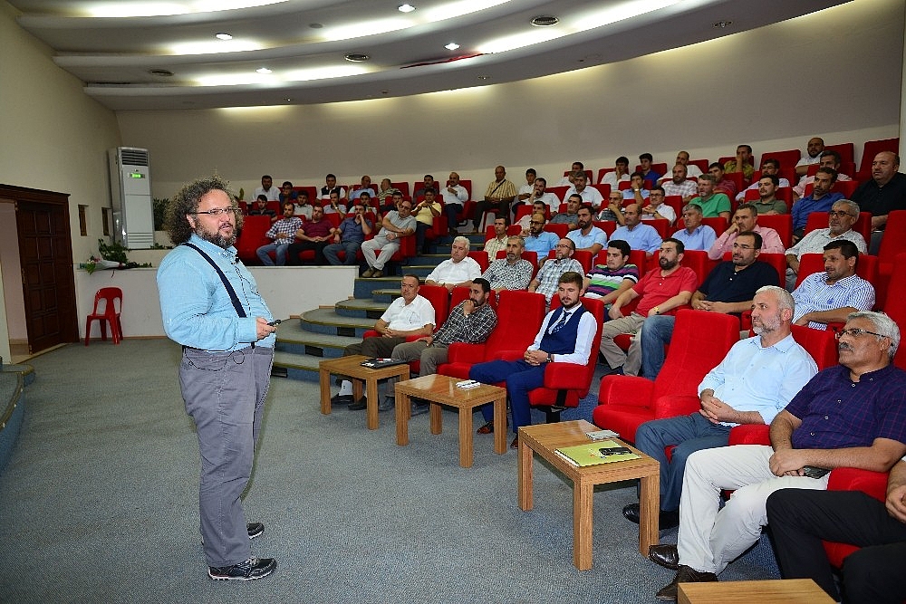 İmamlara cami şehir ve medeniyet konferansı verildi