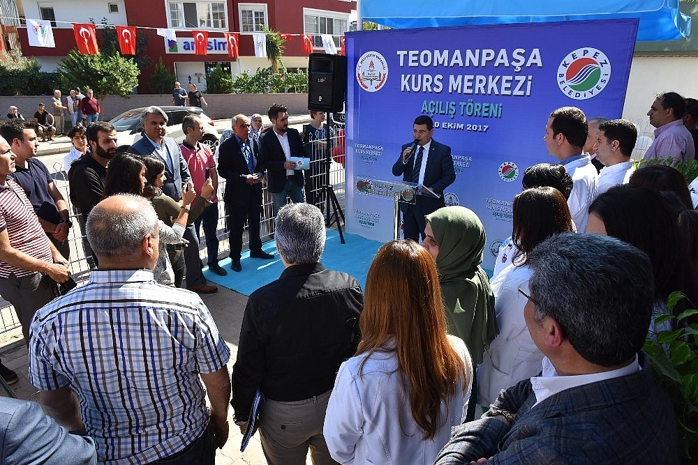 Kepez'de üniversiteye hazırlık kursları açıldı