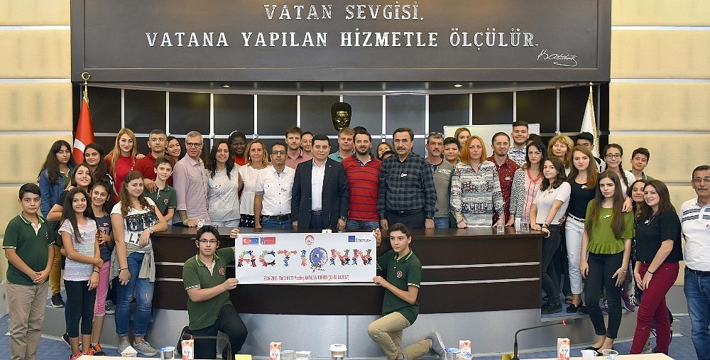 Kepezli öğrenciler dünyaya açılıyor