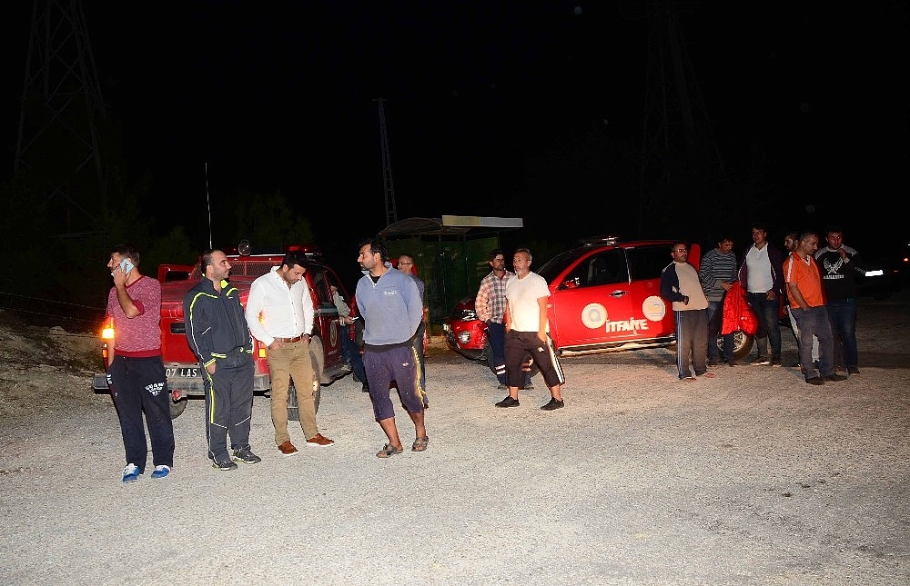 Manavgat'ta aynı gece 5 ayrı orman yangını! (Videolu)