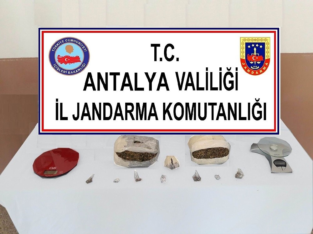 Manavgat'ta uyuşturucu ve kaçak içki operasyonu!