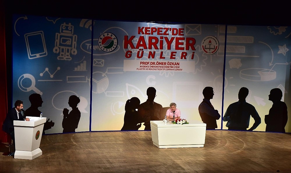 Prof. Dr. Özkan: "İlk yüz naklinde tüm ekip o an birkaç saniye durakladık"