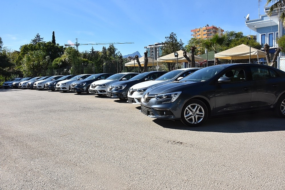 Antalya Emniyetine araç takviyesi