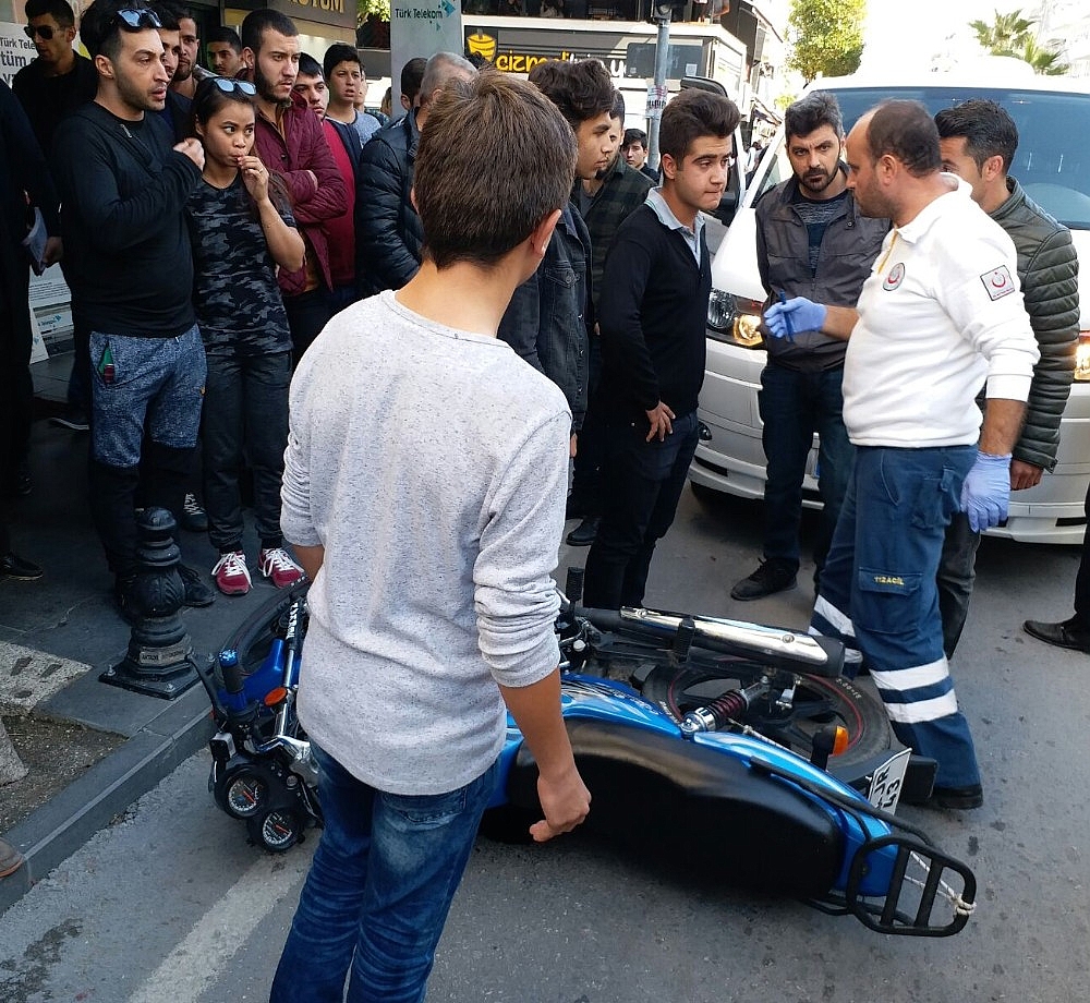 Antalya'da motosiklet kazası: 1 yaralı!