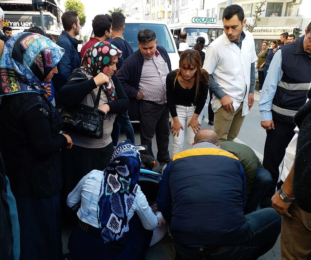 Antalya'da motosiklet kazası: 1 yaralı!