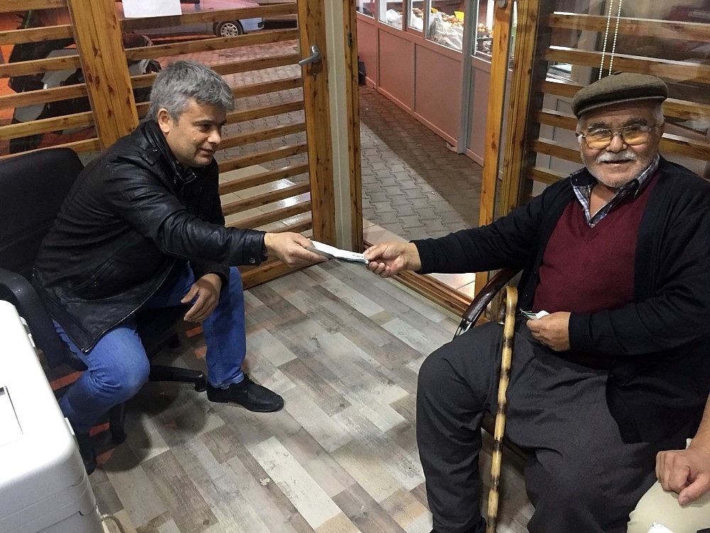 Antalyalı pazarcı 1 haftada 2 kez para buldu