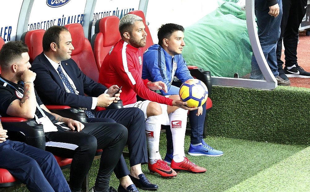 Antalyaspor'da Menez büyük hayal kırıklığı