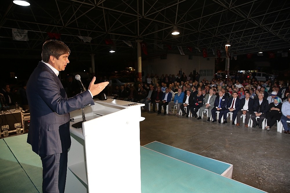 Başkan Türel, 3 mahalleye 3. Etap Raylı Sistem Projesini anlattı