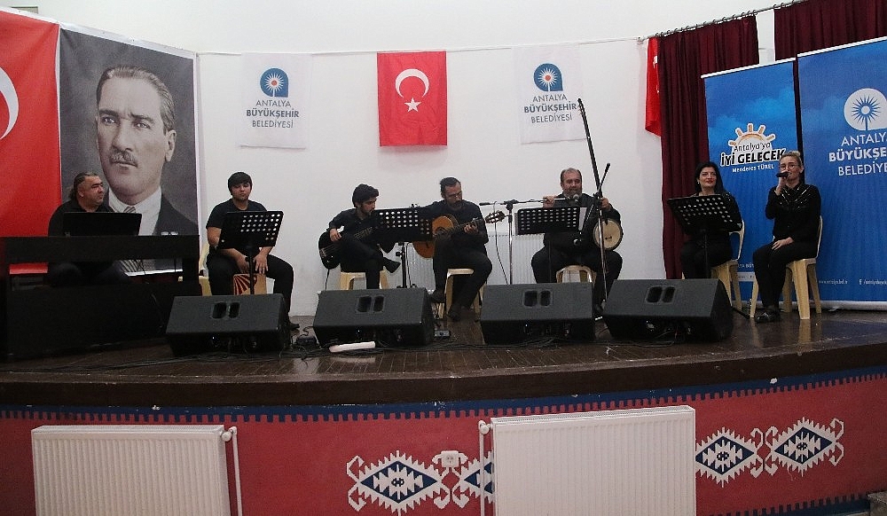 Büyükşehir'den Akseki'de muhteşem gece