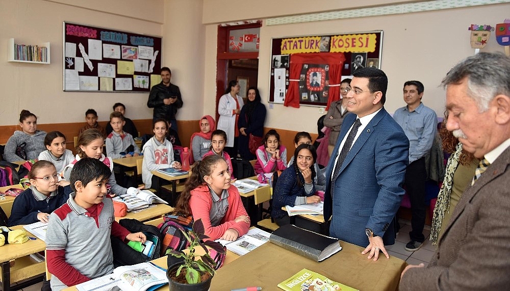 Kepez'den 23. bilişim sınıfı