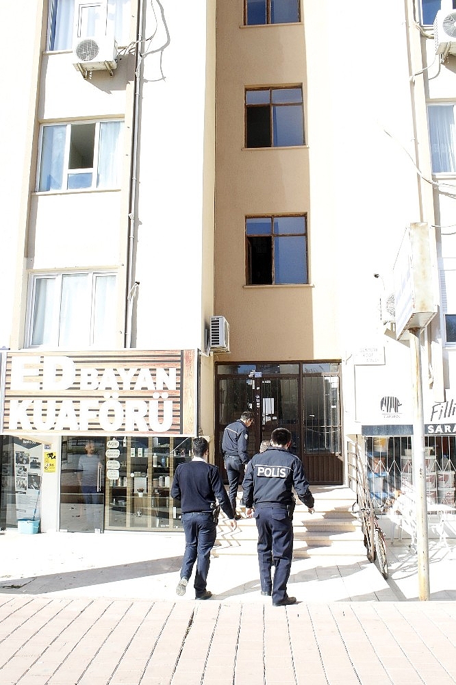 Komşuların 'banyodan akan su tartışması' kanlı bitti