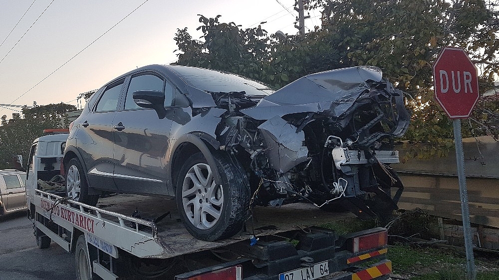 Manavgat'ta trafik kazası: 4 yaralı!