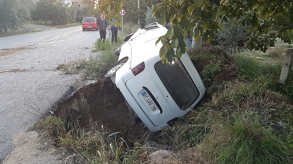 Manavgat'ta trafik kazası: 4 yaralı!