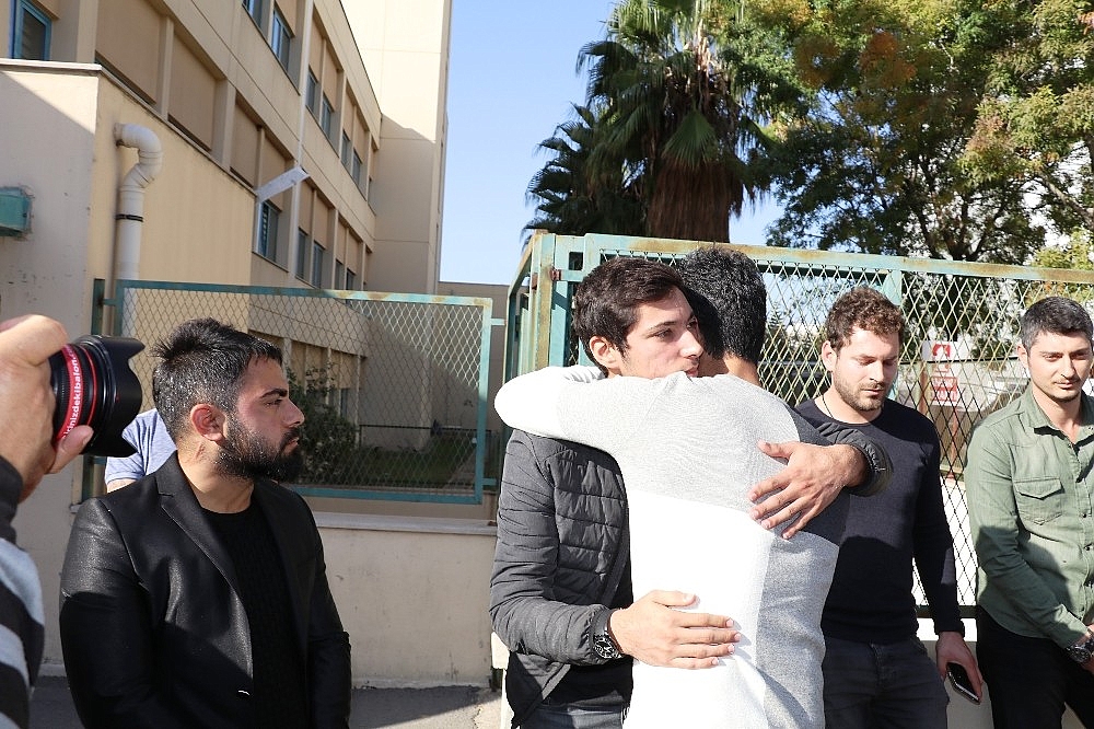 Tek Teker Arif'in cenazesini oğulları ve Kenan Sofuoğlu aldı!
