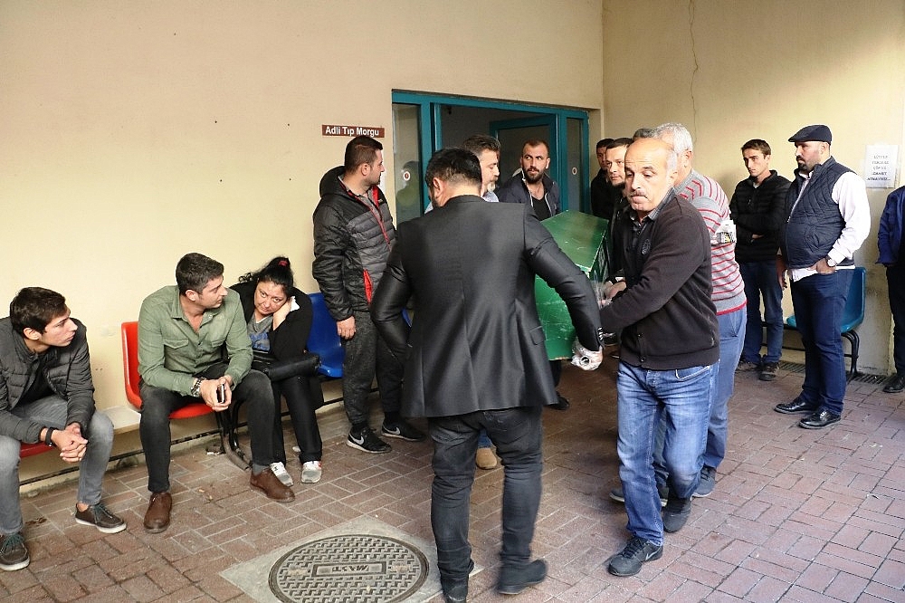 Tek Teker Arif'in cenazesini oğulları ve Kenan Sofuoğlu aldı!