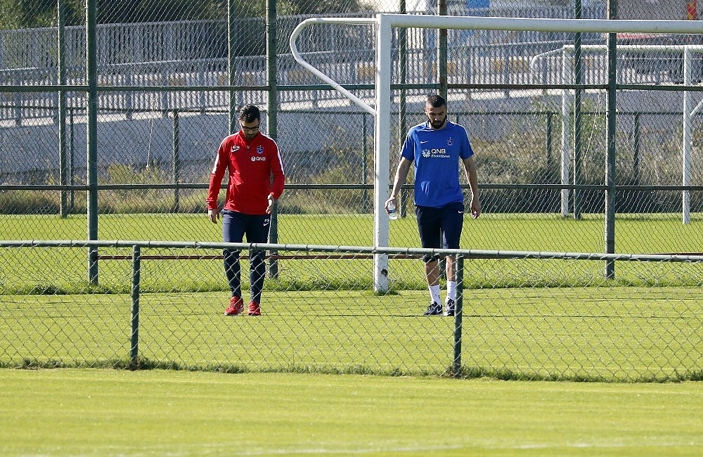 Trabzonspor 11 eksikle Antalya'da hazırlıklara başladı