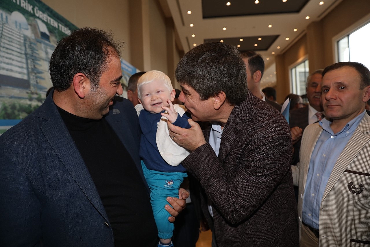 Başkan Türel, "Çalışma hastalığına yakalandık"