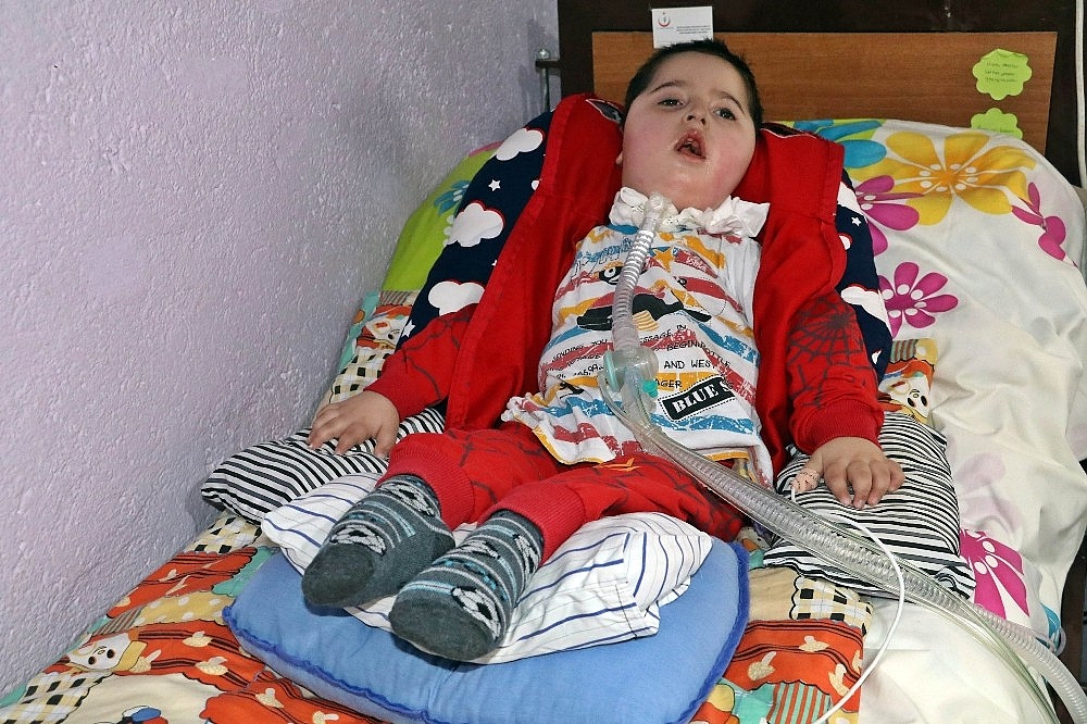 4 dozluk ilaç desteği umut oldu (Videolu)