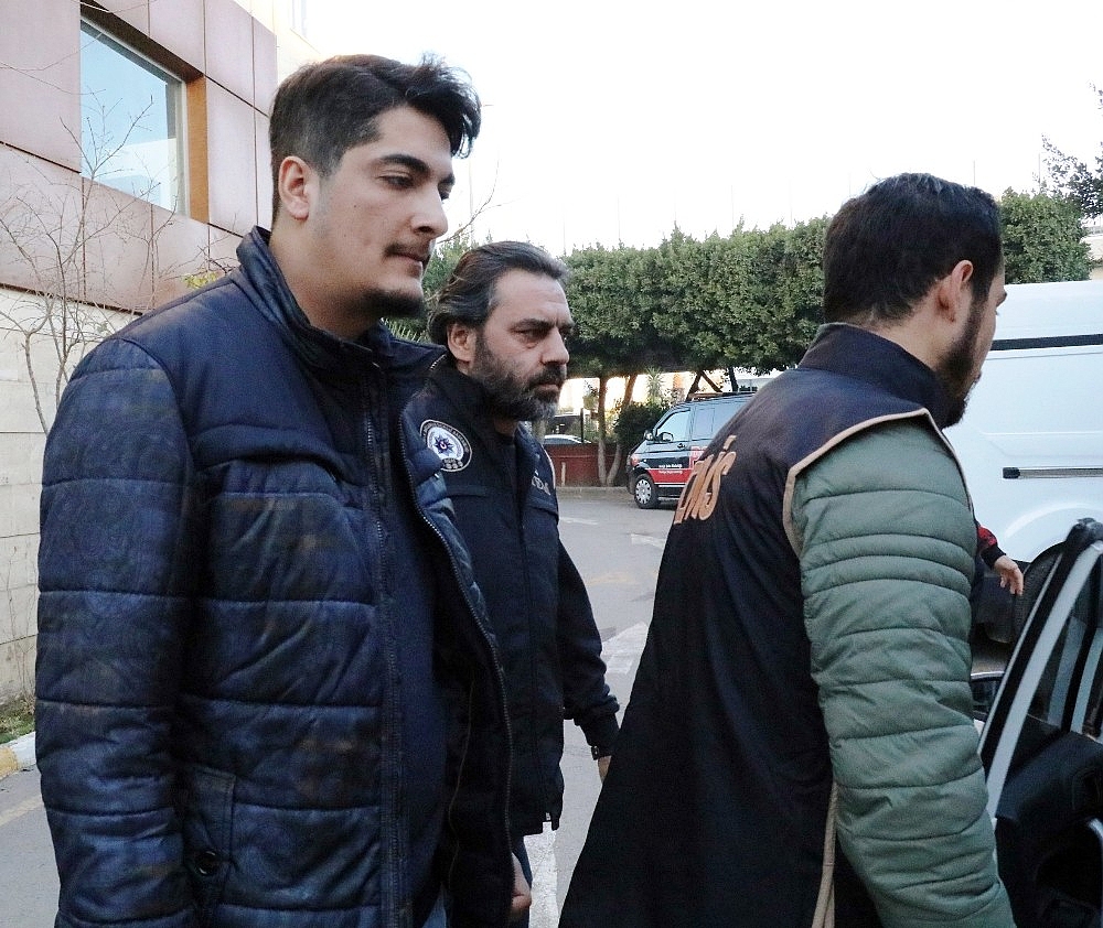 Antalya merkezli FETÖ operasyonu: 65 gözaltı!