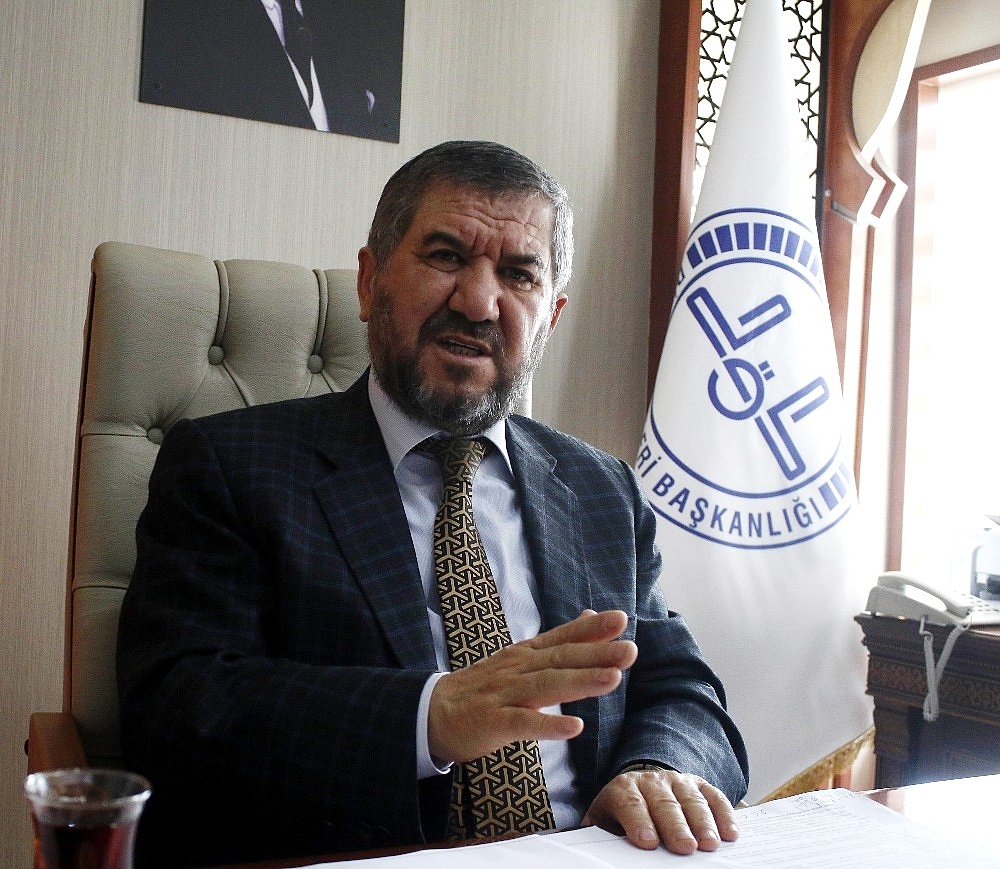 Antalya Müftüsünden 'yılbaşında kırmızının uğuru' açıklaması