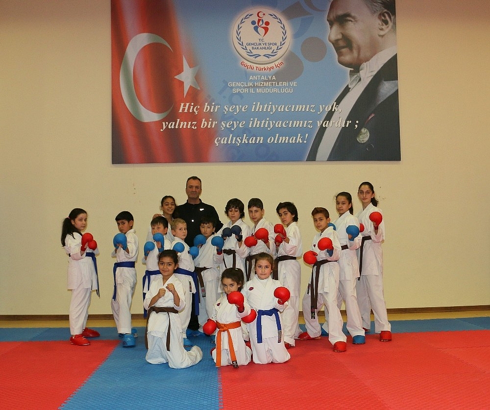 Antalya'da 12 ay ücretsiz spor imkanı