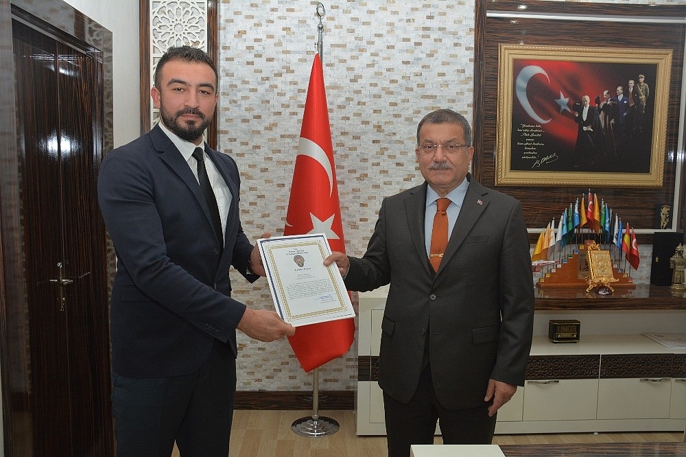 Antalya'da ayın polisleri ödüllendirildi
