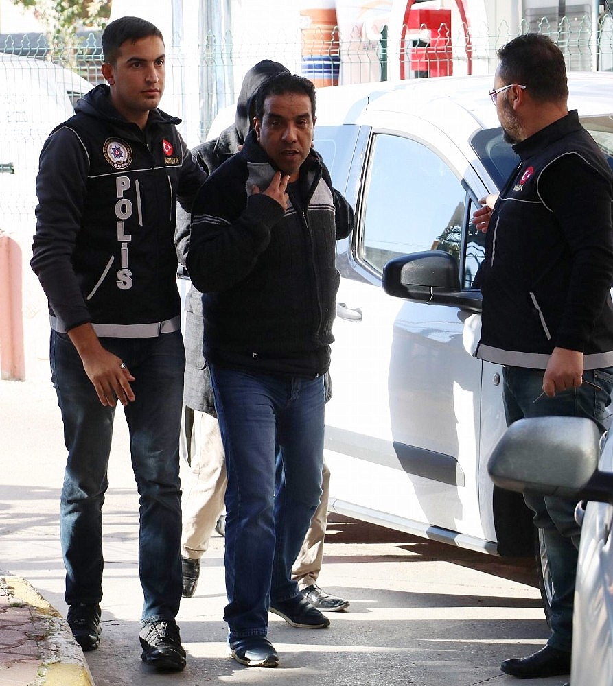 Antalya'da uyuşturucu operasyonu: 5 gözaltı